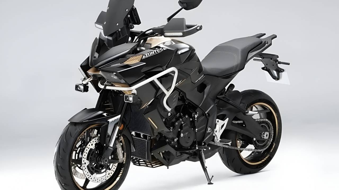 Zontes 703 R Roadster: Diseño Agresivo, Tecnología Avanzada y Gran Rendimiento