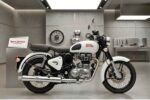 Royal Enfield Classic 350: La Icónica Moto Retro que Domina las Carreteras de India